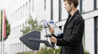 Interference Hunting with R&S®FSH Handheld Spectrum Analyzer
